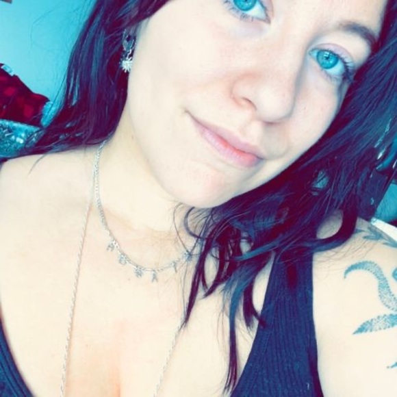 Meet your Posher, Patricia - Picture 1 of 1